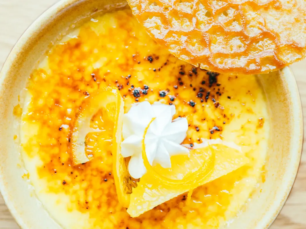 Crème brûlée à la mangue