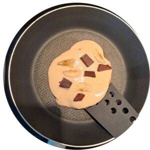Recette-pancake-chocolat-banane-poele-de-chandeau